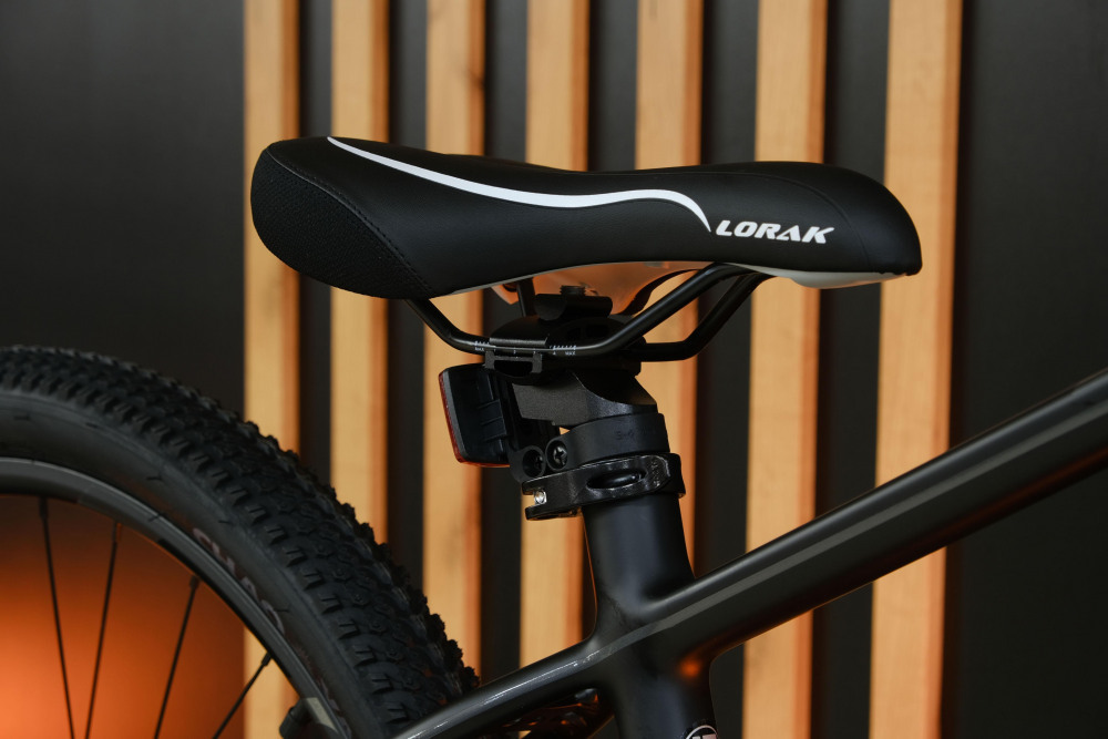 LORAK Sel 9450 SE Матовый Чёрный рама 17 (на рост 155-173)