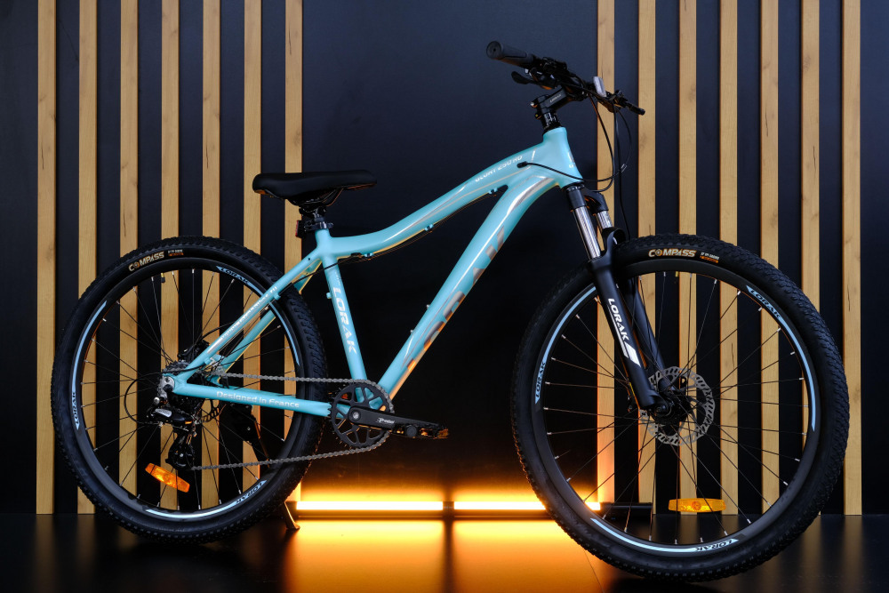 LORAK GLORY 250 HD Матовый Светло Голубой/Серебристый рама 17 (на рост 155-173)